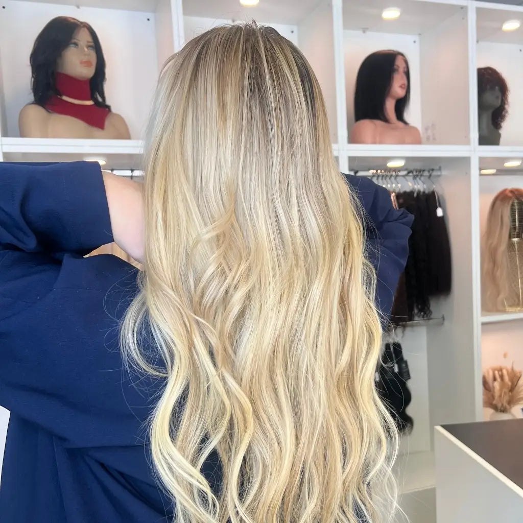 Raw Hair vs Remy Hair : Comprendre la Différence avant d'Investir