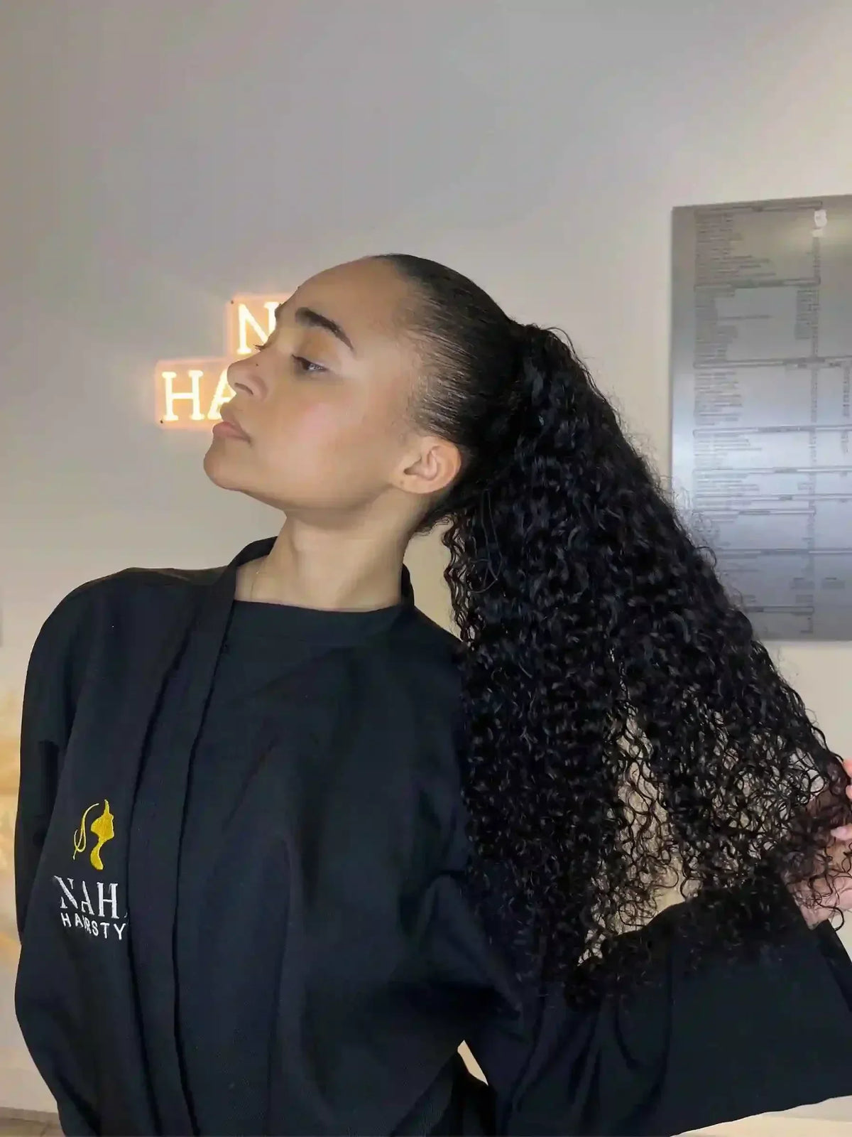 Extensions pour Cheveux Bouclés et Crépus : L'Intégration Parfaite