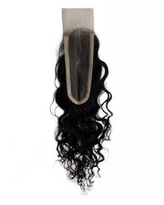 Closure HD 2x6 bouclée brun foncé #1B Raw Hair 100% naturel. Format rectangulaire, boucles définies, raie centrale glamour. Durée 3-5 ans. France.